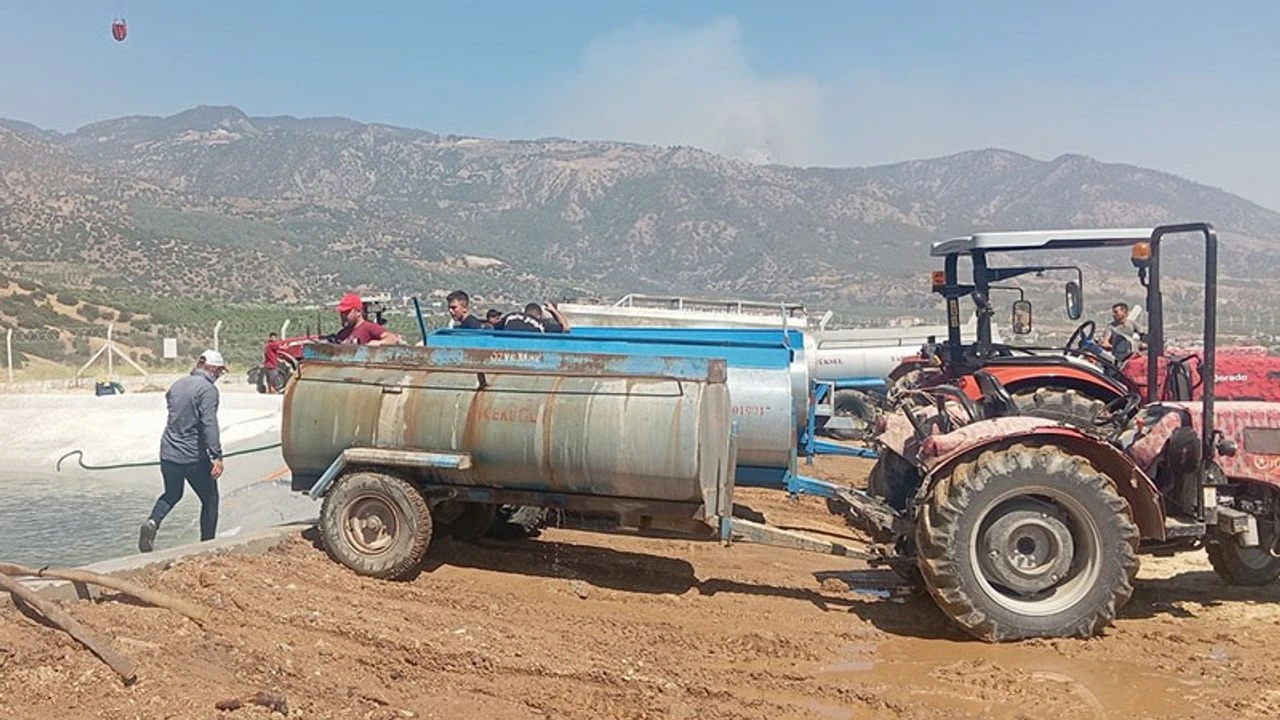 Buharkent halkı yangına karşı tek yürek oldu!