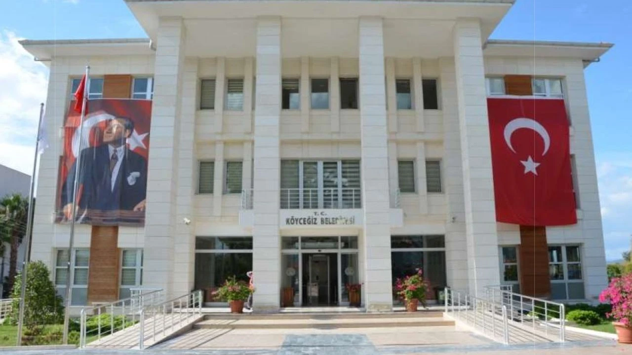 Köyceğiz’de Belediyeye Operasyon: Başkan Yardımcısı Gözaltına Alındı!