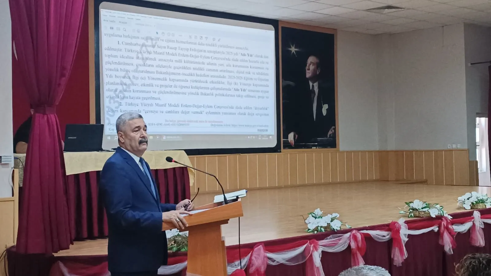Efeler İlçe Milli Eğitim Müdüründen net mesaj!